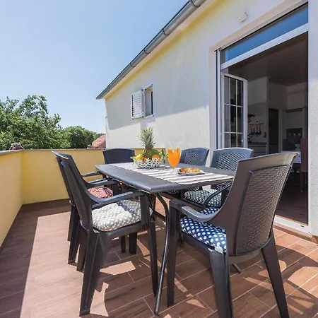 Three-bedroom With An Outdoor Swimming Pool 09 Apartment Dubrava (Sibenik-Knin)