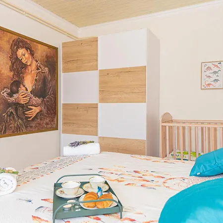 Three-bedroom With An Outdoor Swimming Pool 09 Διαμέρισμα