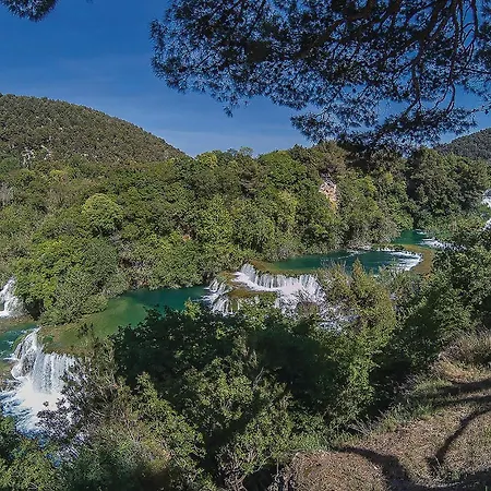 Dom wakacyjny - Sibenik-dubrava