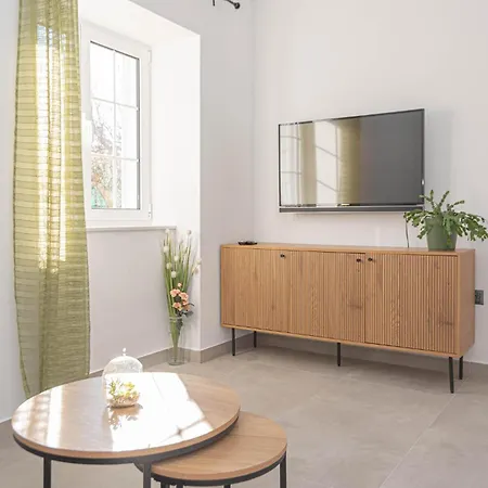 Holiday Home - Sibenik-Dubrava * Dubrava (Sibenik-Knin)