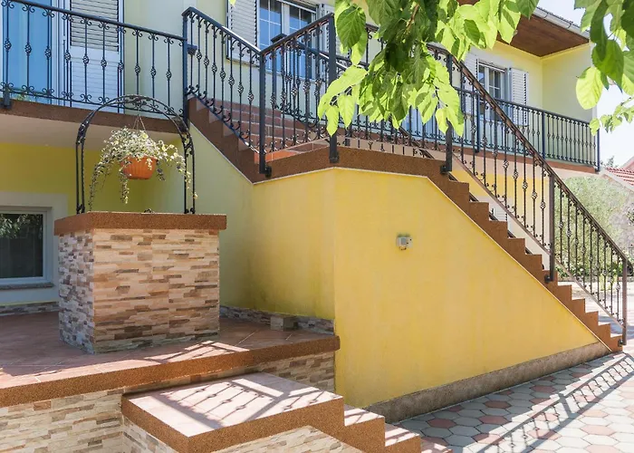 Holiday Home - Sibenik-Dubrava Vakantiehuis Dubrava (Sibenik-Knin)