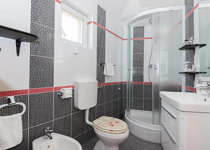 Holiday Home - Sibenik-Dubrava Vakantiehuis *