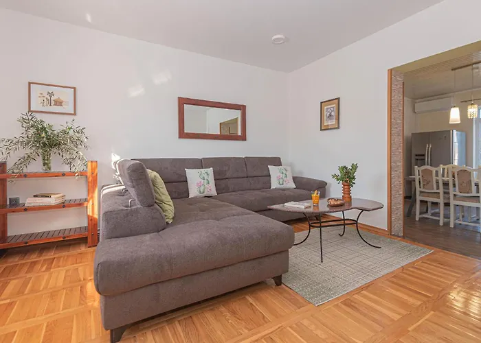 Holiday Home - Sibenik-Dubrava * Dubrava (Sibenik-Knin)