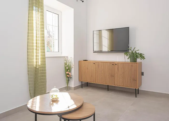 Holiday Home - Sibenik-Dubrava * Dubrava (Sibenik-Knin)