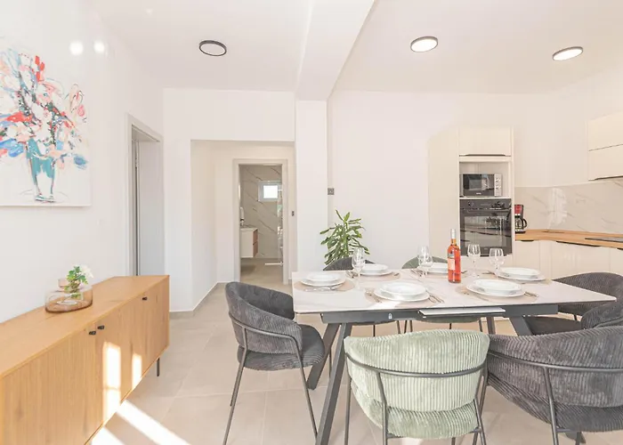 Holiday Home - Sibenik-Dubrava * Dubrava (Sibenik-Knin)